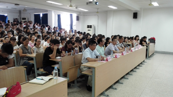 伟德国际19462016级新生见面会隆重召开