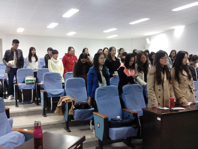 点滴做起，助人为乐--记伟德国际1946道德大讲堂活动