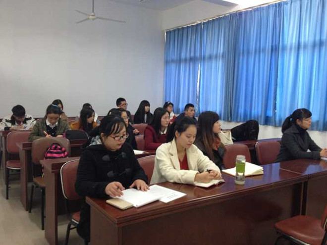 伟德国际1946举办学生党支部书记培训会